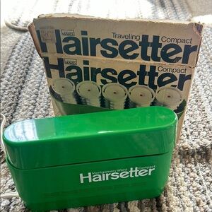 Green Hairsetter Styling Tool